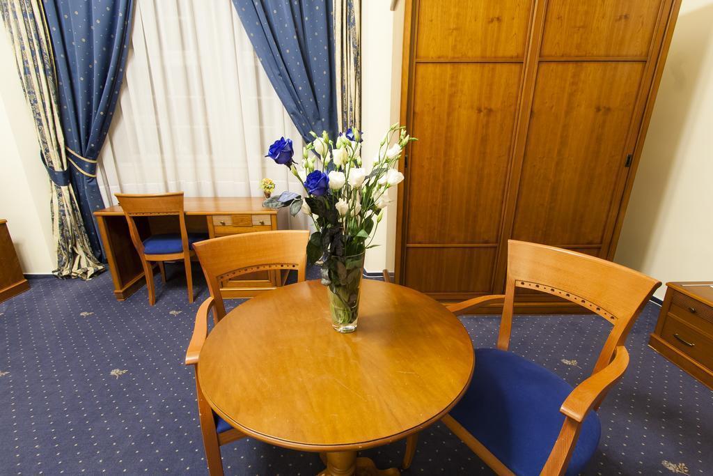 Фотографія Modra Ruze 4*