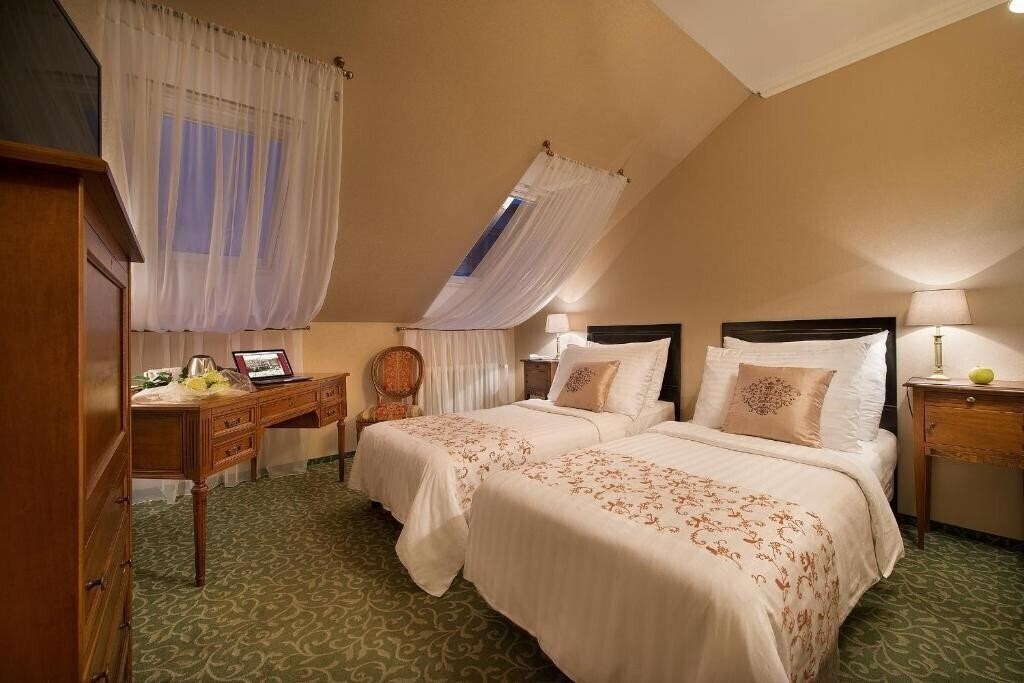 Фото Angelis Hotel 4*