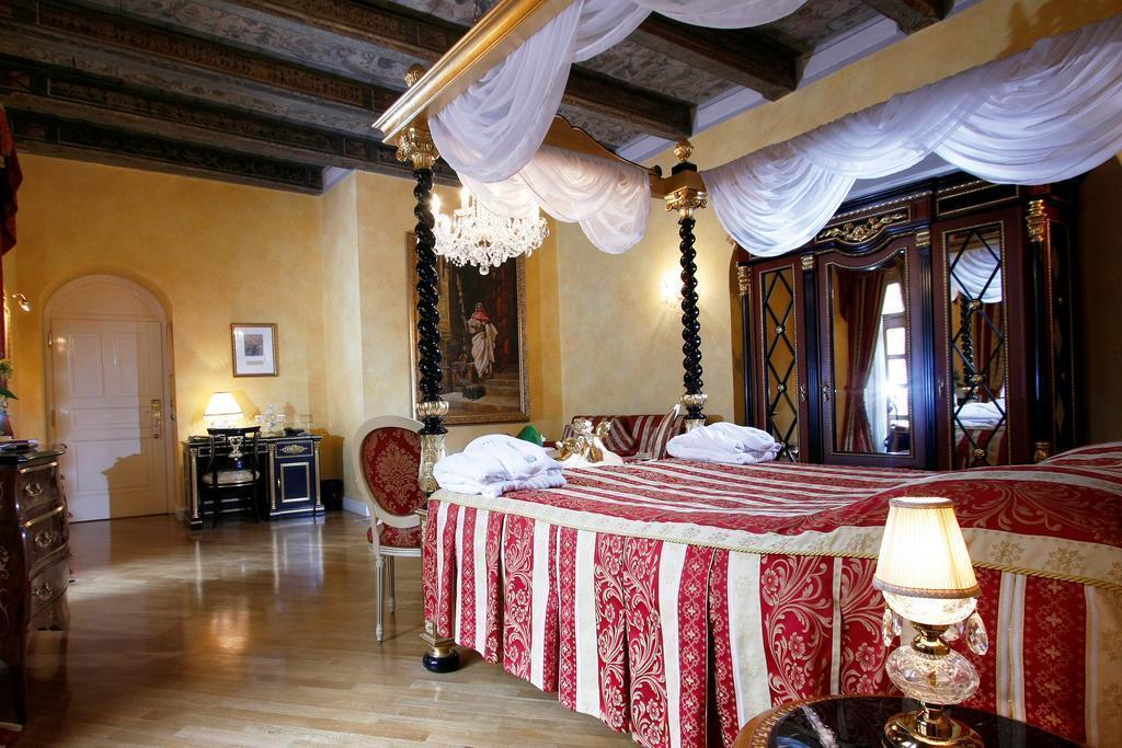 Готель Alchymist 5*
