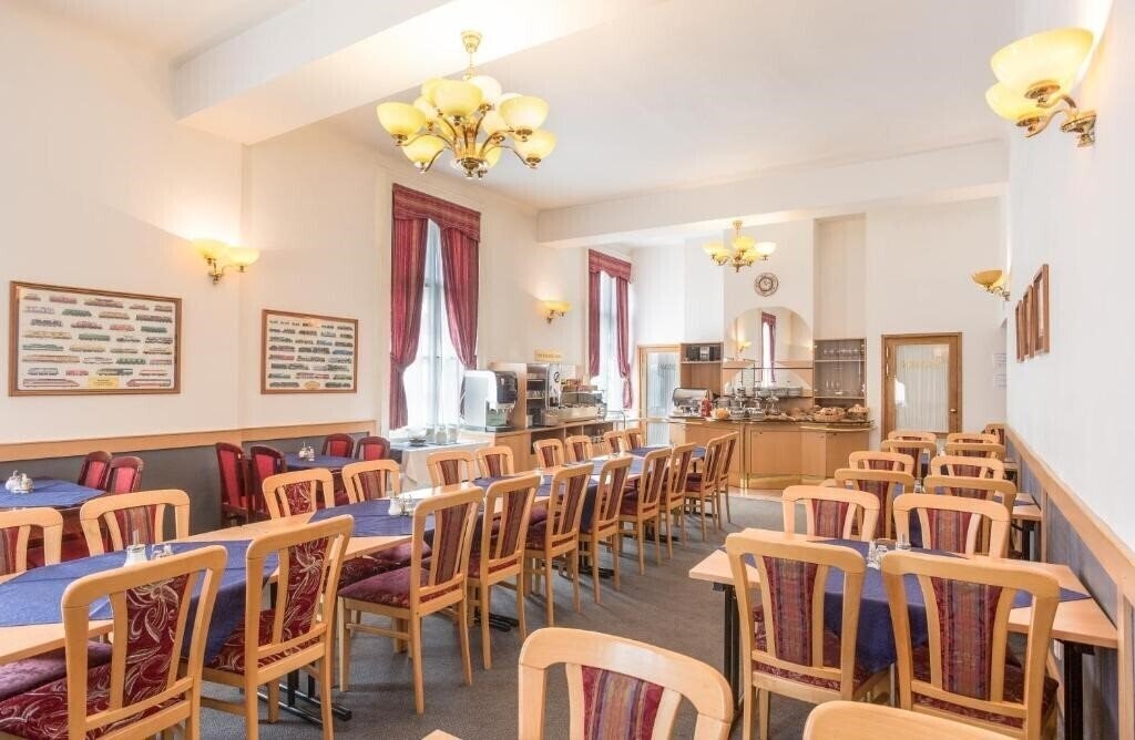 Фотографія City Inn 3*