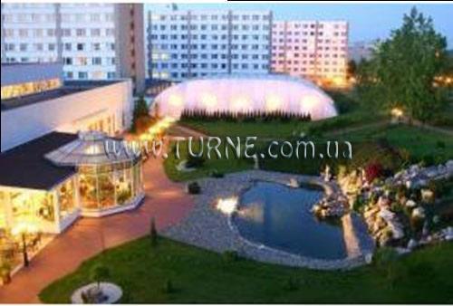 Готель Prague Leisure Center 3*