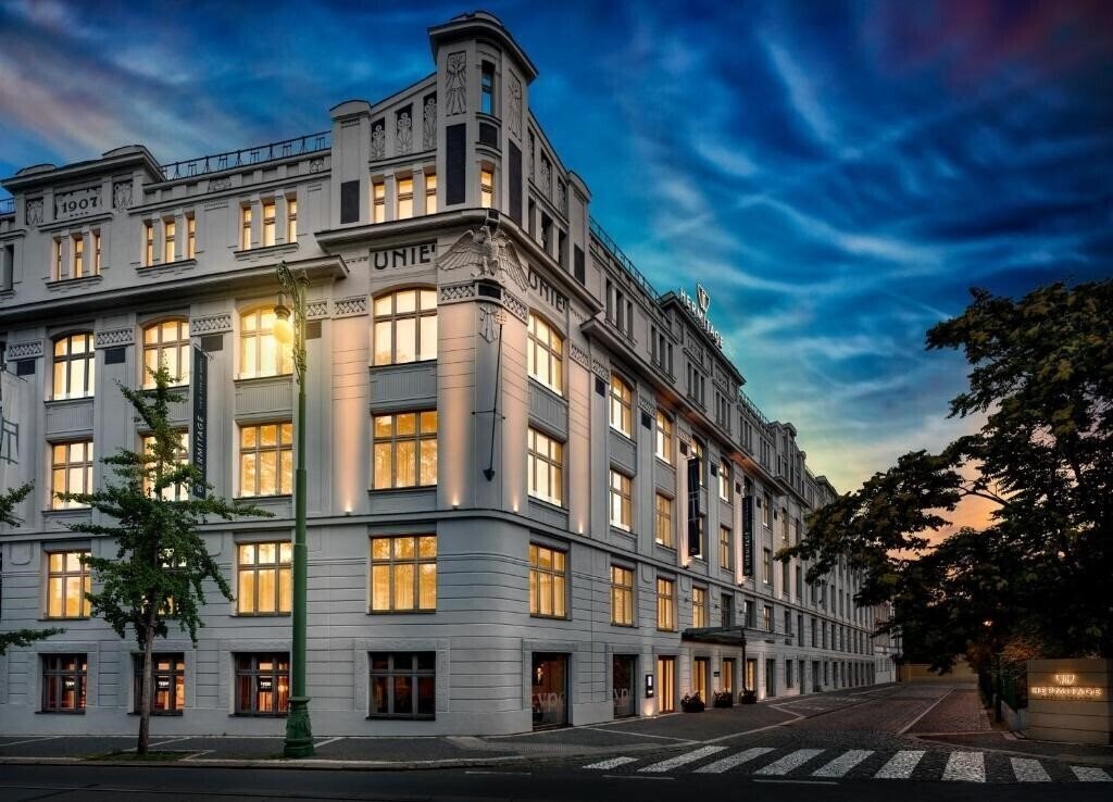 Готель Park Inn Hotel Prague 4*