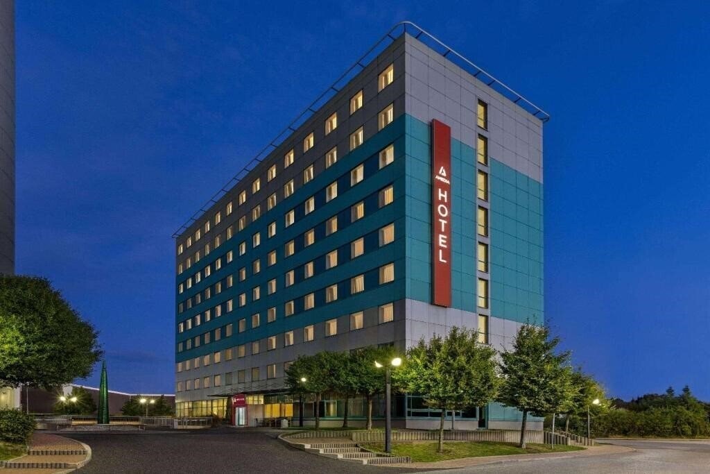 Готель Amedia Express 3*