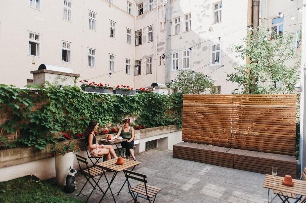 Готель Miss Sophie's Hotel 4*