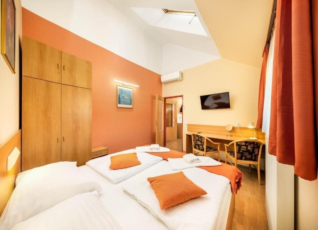 Готель Residence Tabor 3*