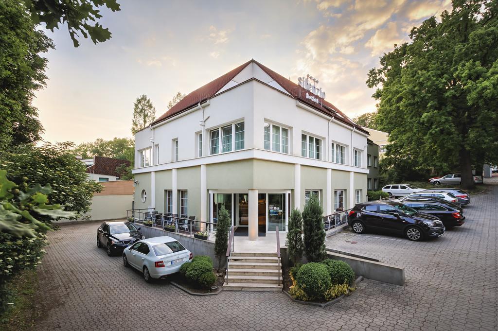 Готель Silenzio 4*