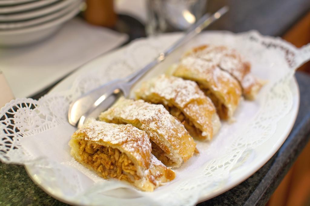 Фотографія Hotel 16 4*