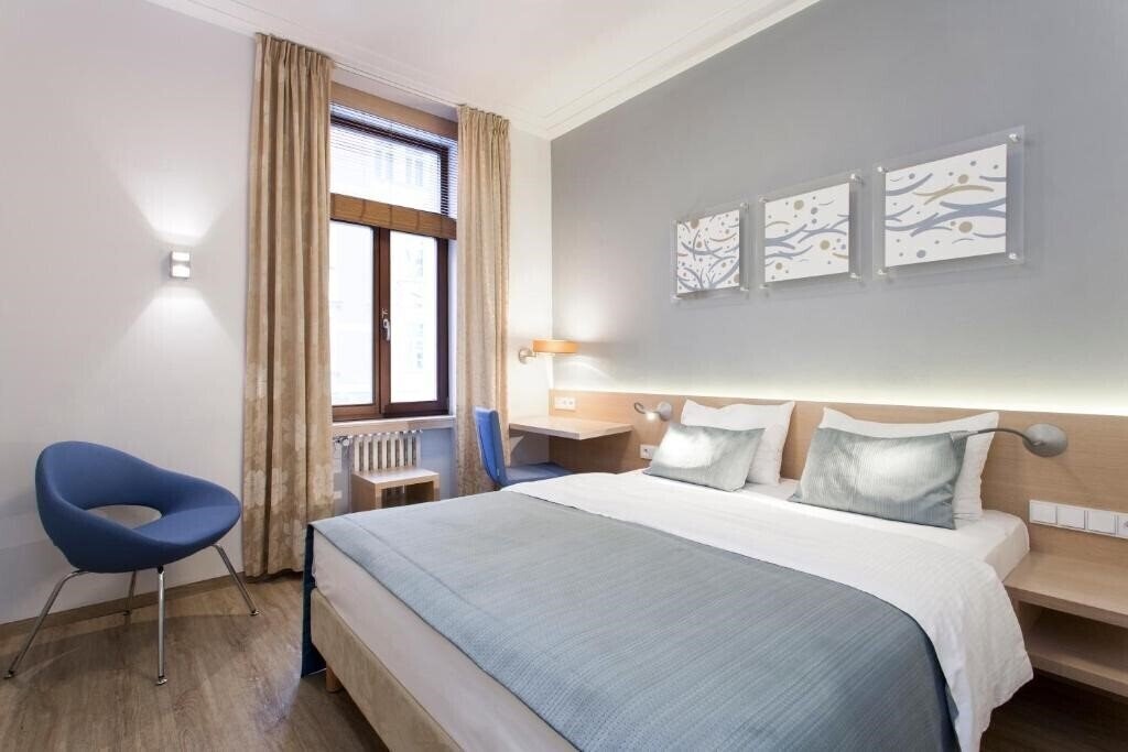 Фотографія Hotel Carol 3*