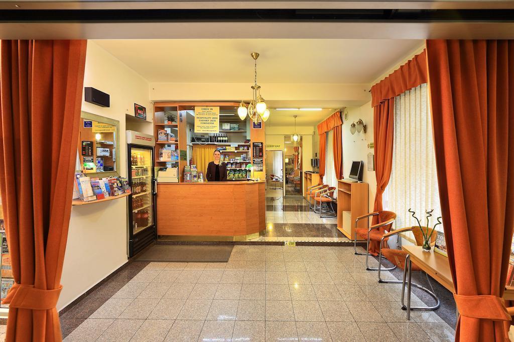 Картинка Hotel Golden City Garni 3*