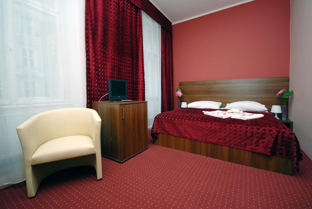 Картинка Colloseum 3*