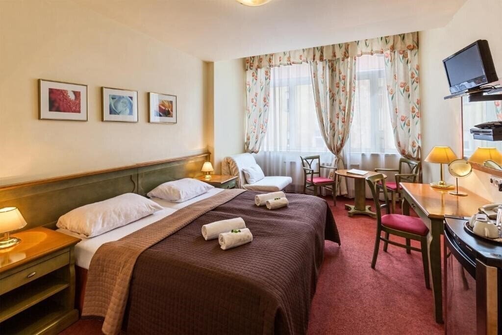 Изображение Augustus Et Otto 4*