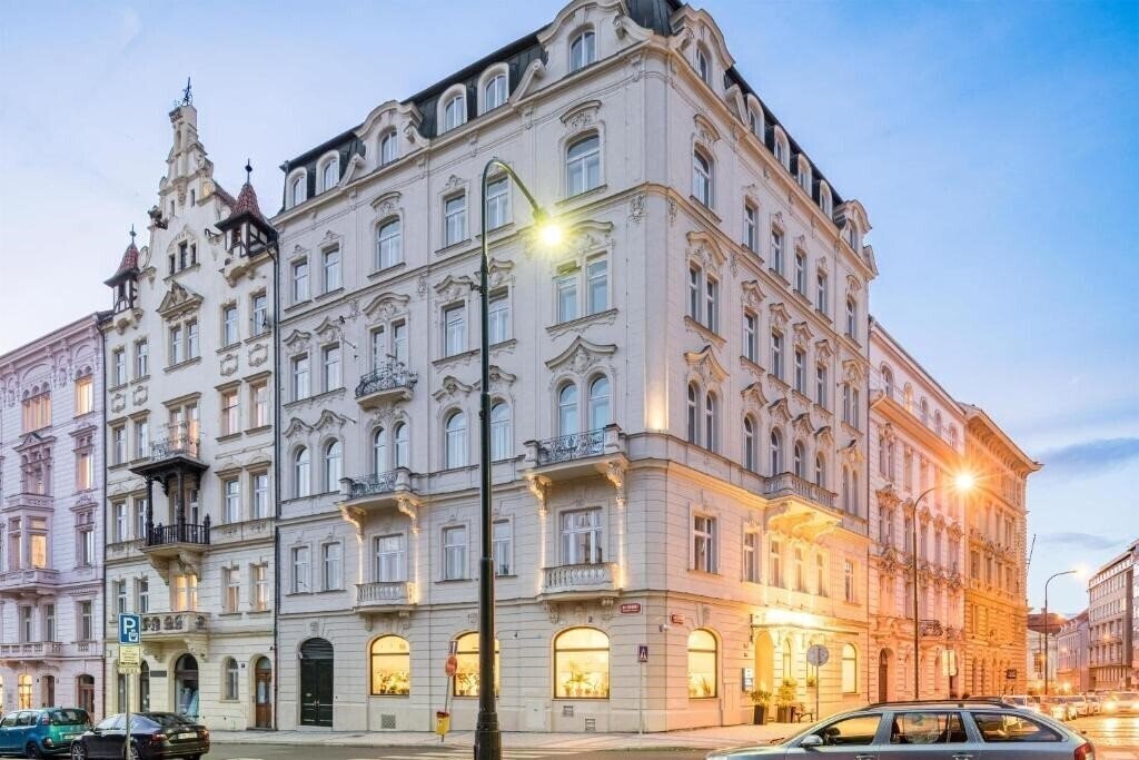 Отель Best Western City Hotel Moran 4*