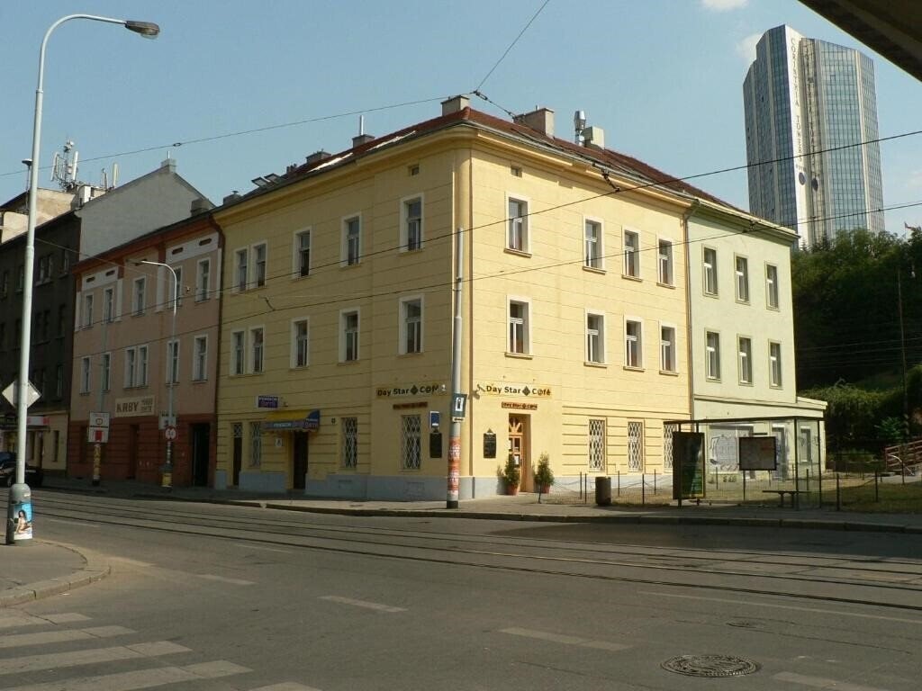 Отель Beta Pension 2*