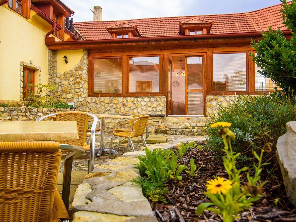 Готель Bella 3*