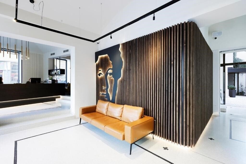 Зображення Three Crowns 3*