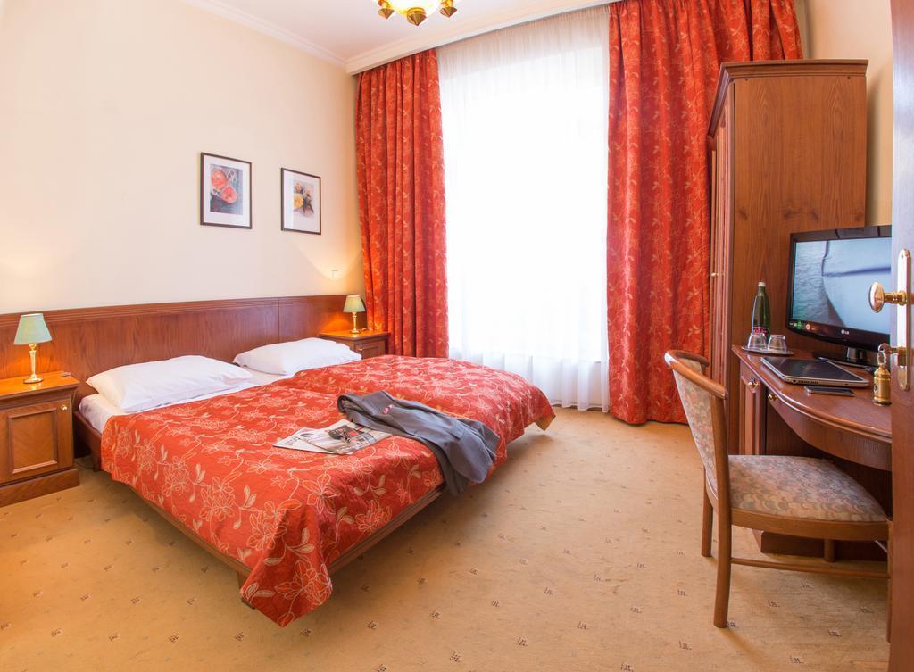 Готель Galerie Royale 4*