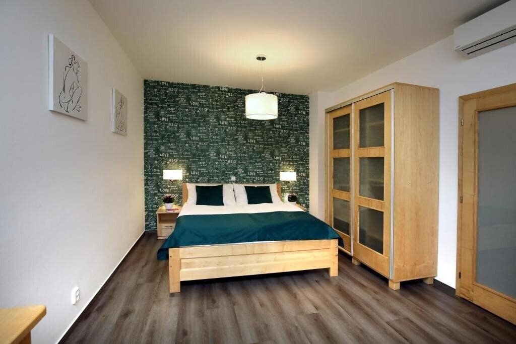 Фото Andel Apartments 3*