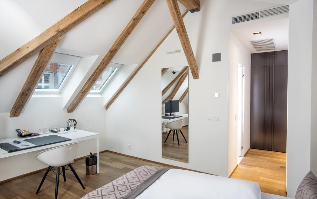 Зображення Golden Crown 4*