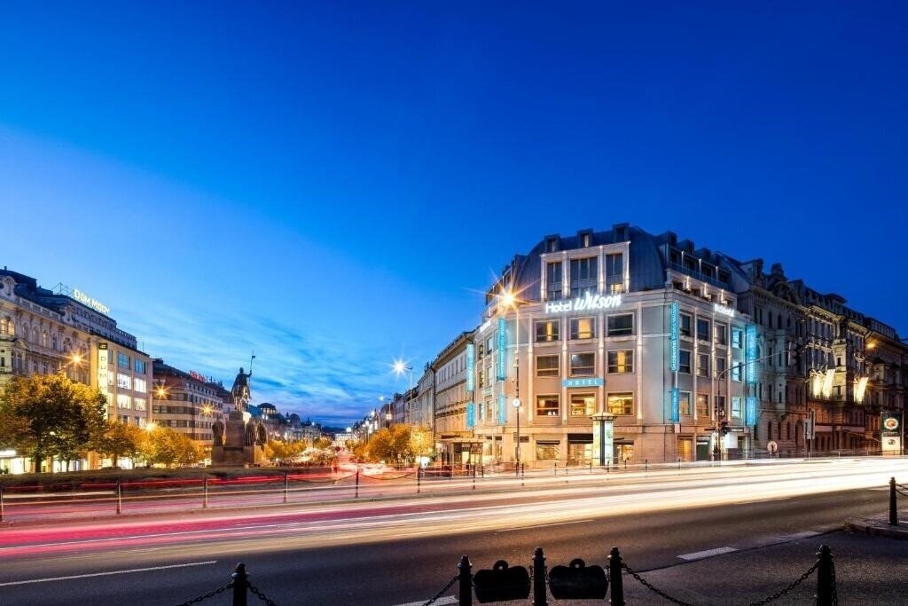 Готель Occidental Praha Wilson 5*