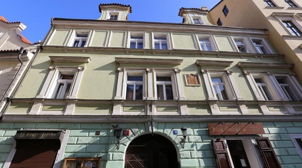 Отель King George Hotel 3*