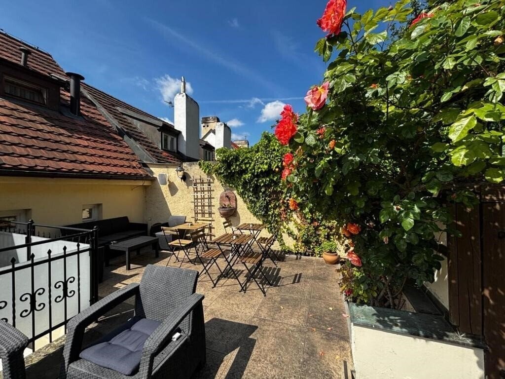 Картинка The Golden Wheel 4*