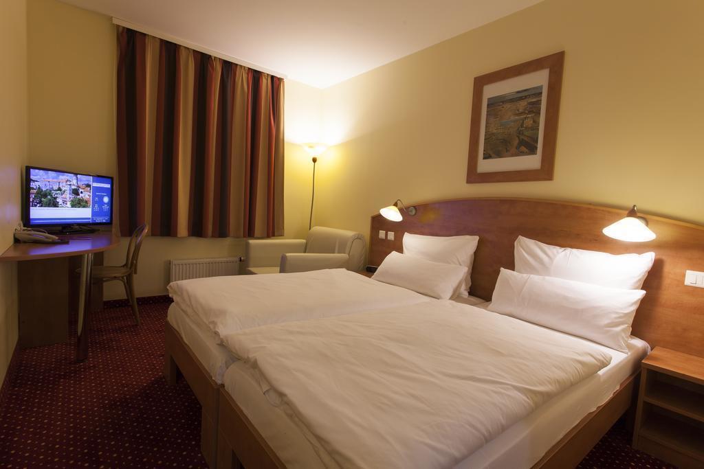Зображення Best Western Amedia Praha 3*