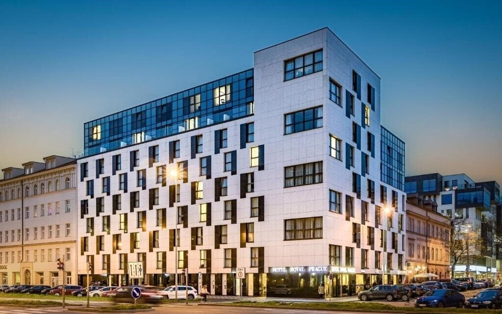 Отель Royal Prague 4*