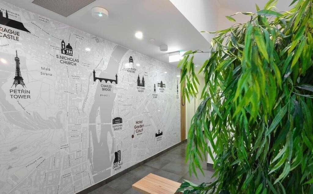 Картинка Garden Court 4*