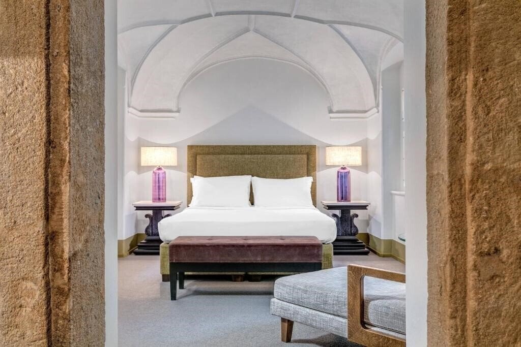 Фото Augustine, A Luxury Collection Hotel 5*