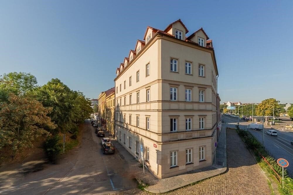 Готель Minimino Hotel 2*
