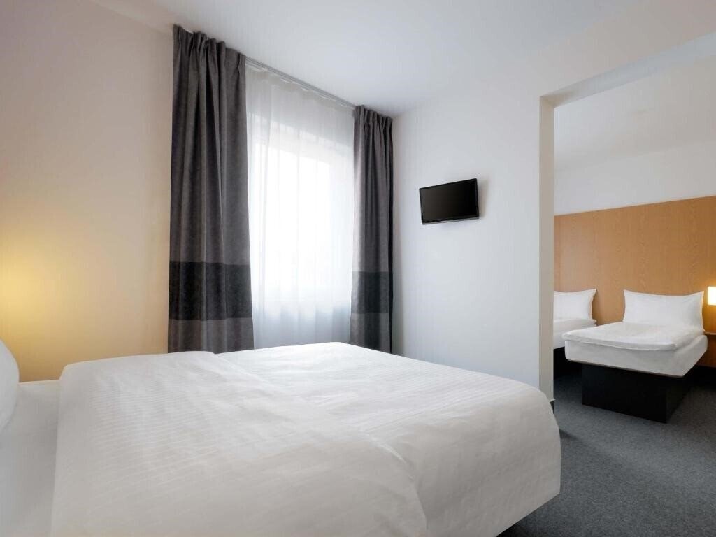 Картинка B & B Hotel Prague-City 3*