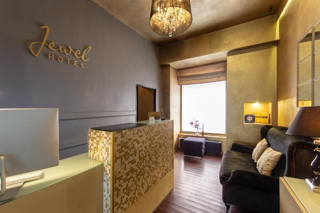 Фото Design Hotel Jewel Prague 4*