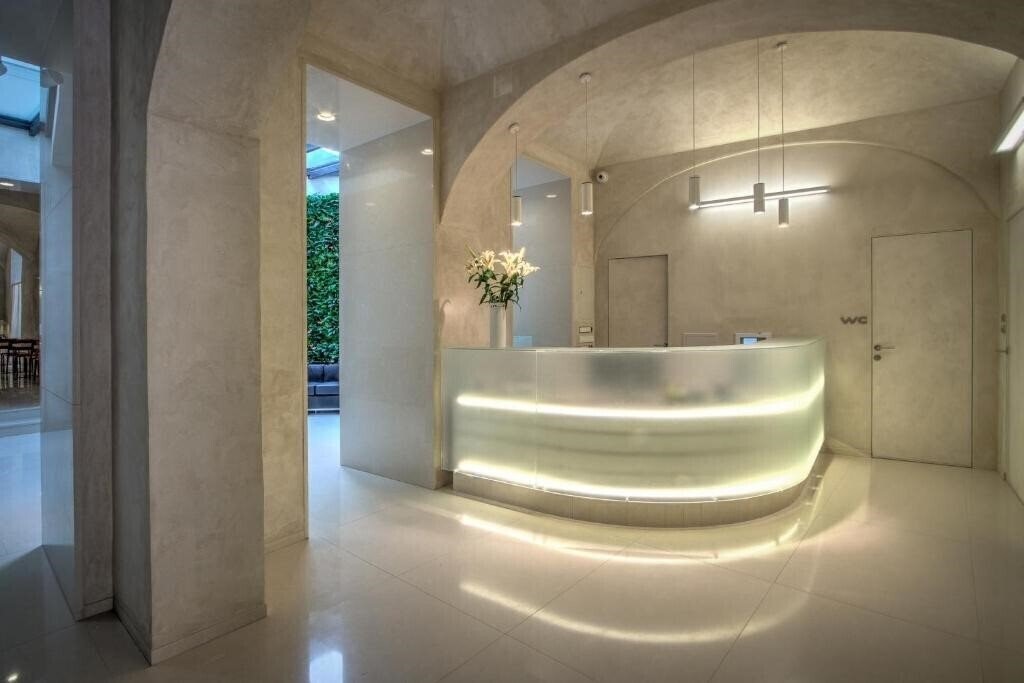 Фотография Bishops House 4*