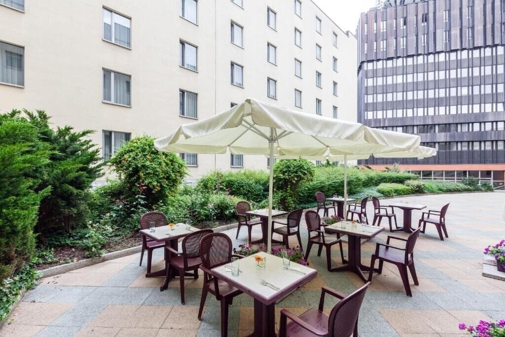 Картинка Ibis Praha  Wenceslas Square 3*
