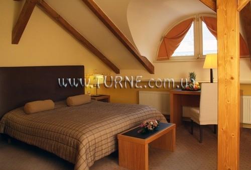 Отель Caruso 4*