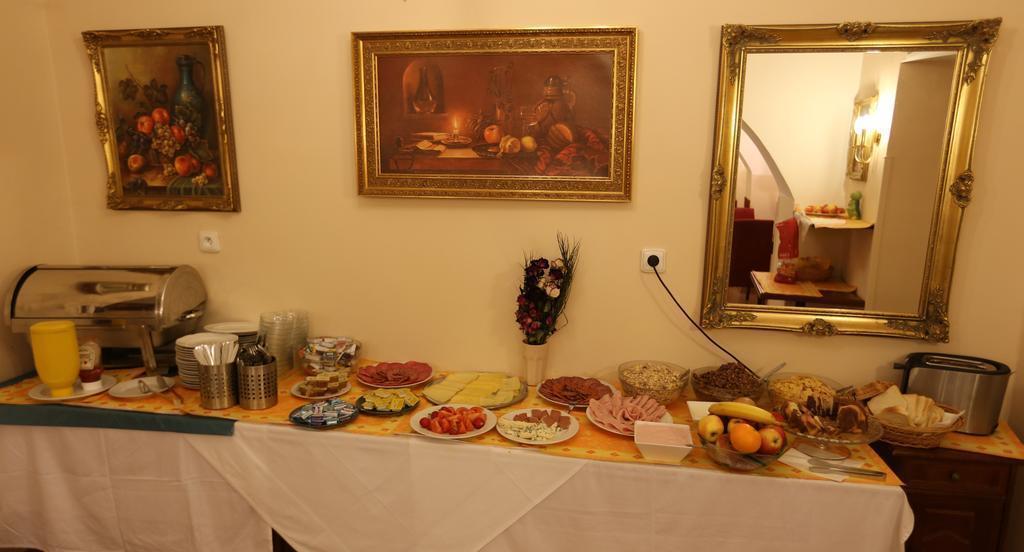 Фотографія Donatello 3*