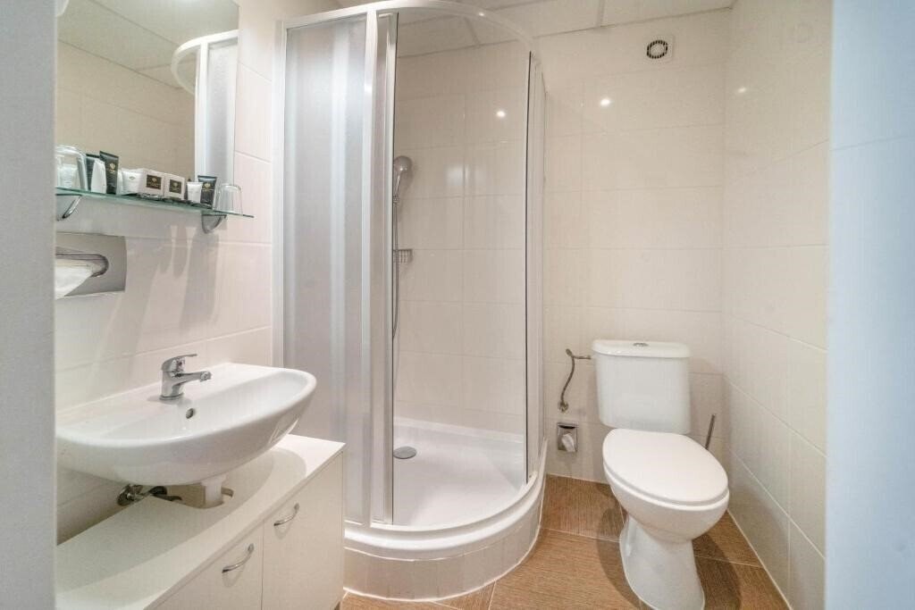 Фотографія Merkur 3*