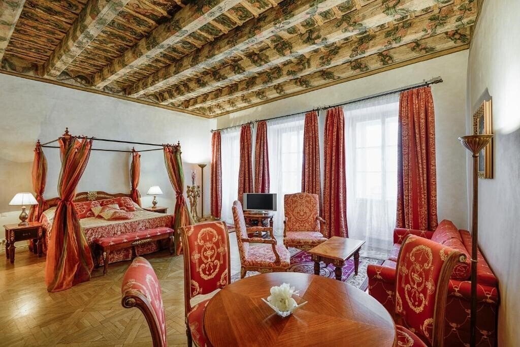 Отель Bijou De Prague 4*