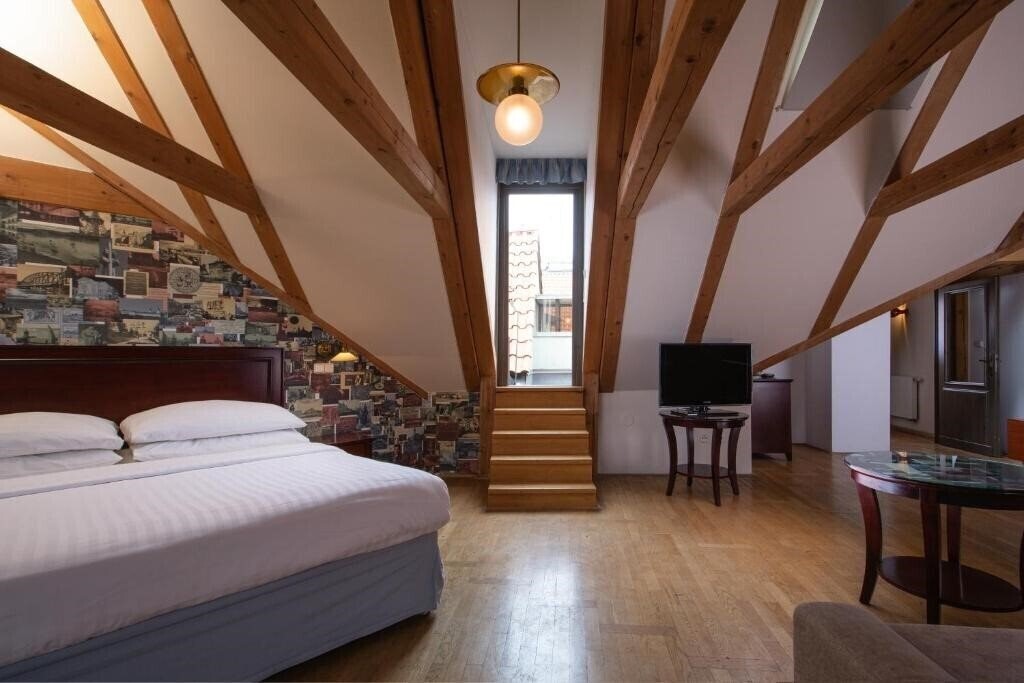 Фото Lokal Inn 4*