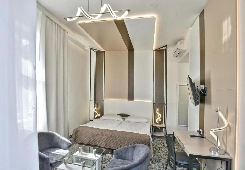Готель Machova 3*