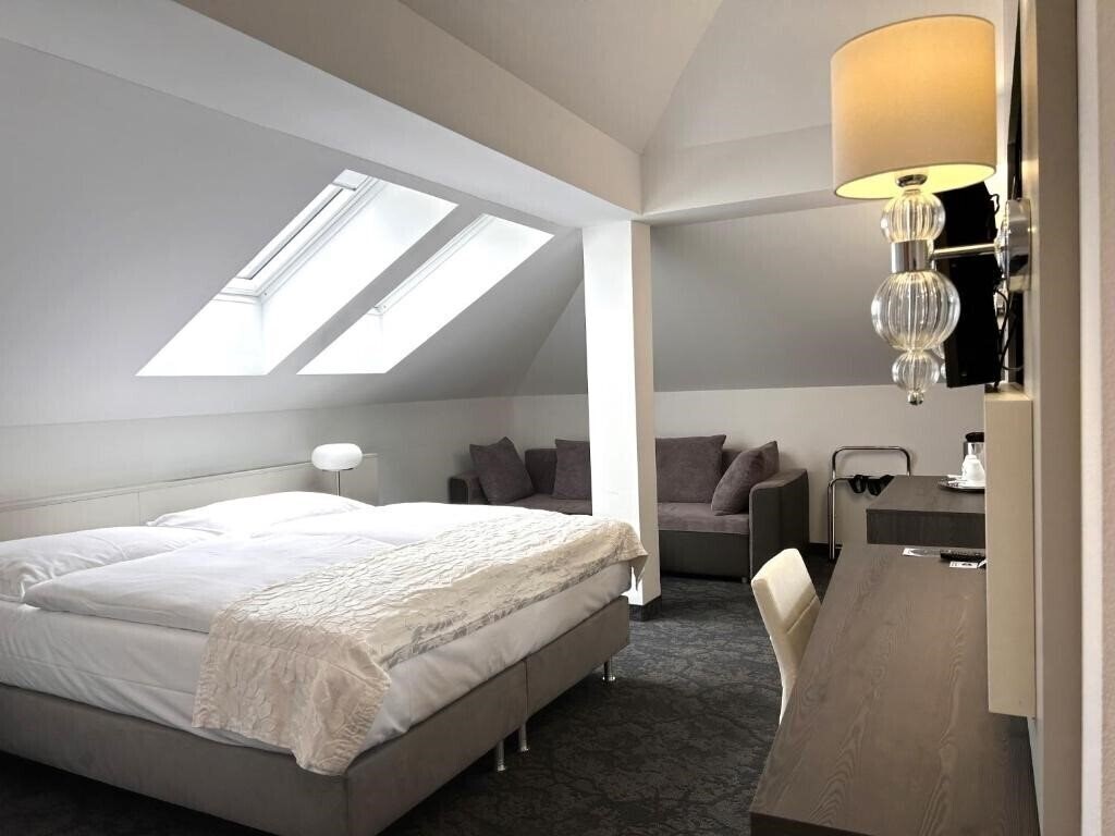 Картинка Machova 3*