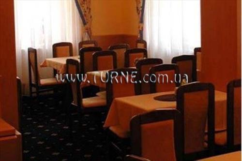 Отель Machova 3*