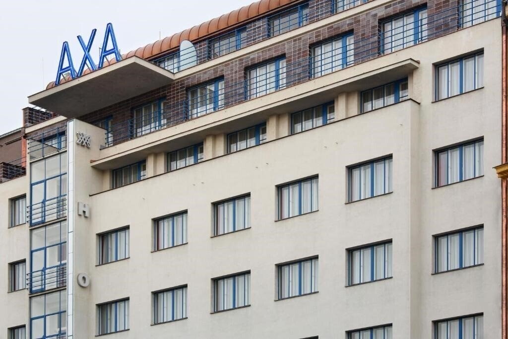 Готель Axa 3*