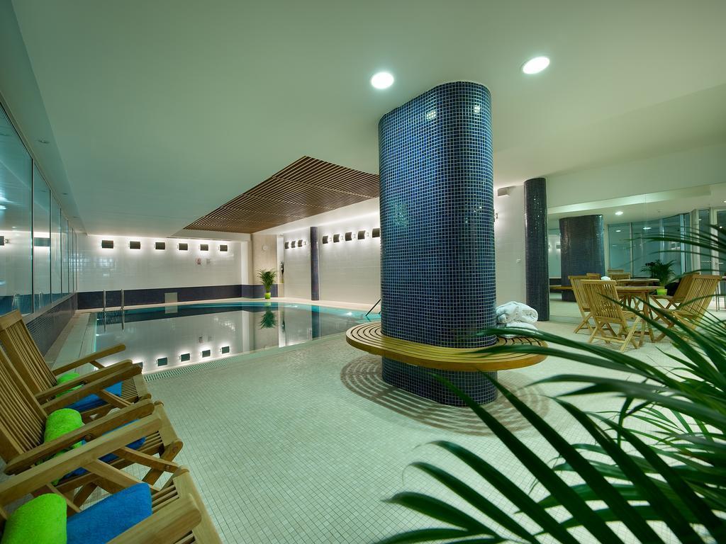 Готель Julis 4*