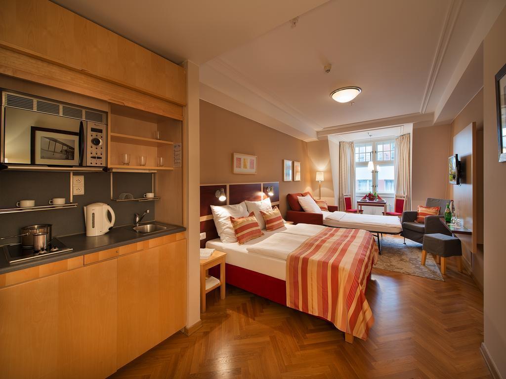 Зображення Julis 4*