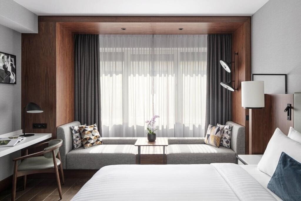 Отель Prague Marriott Hotel 5*
