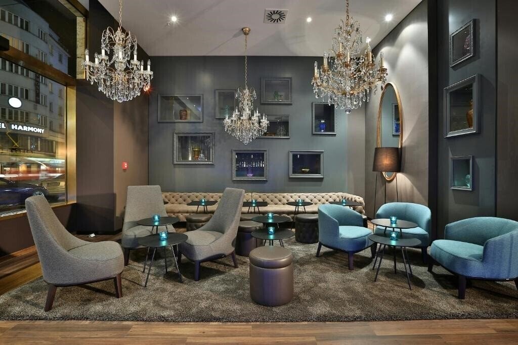 Готель Motel One Praha 3*