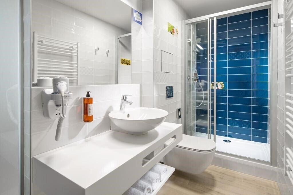 Фотографія Comfort Hotel Prague City East 3*