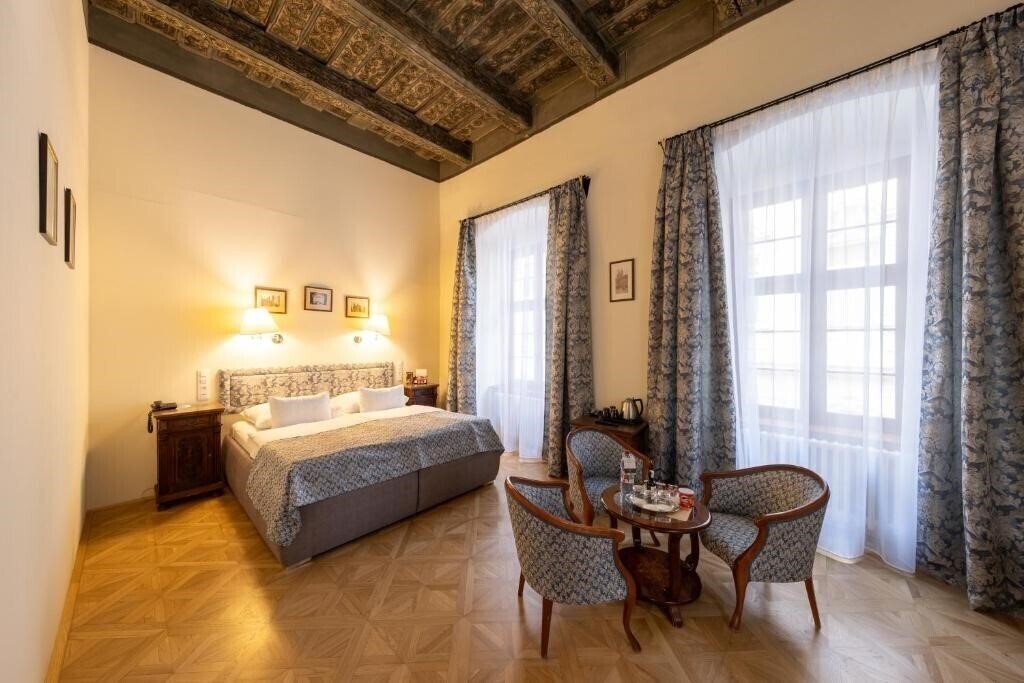 Фото Hotel Elite Prague 4*