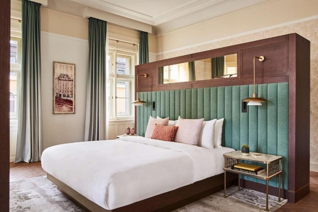 Фото Andaz Prague - A Concept By Hyatt 5*